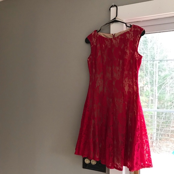 Red lace holiday dress! - Picture 2 of 5